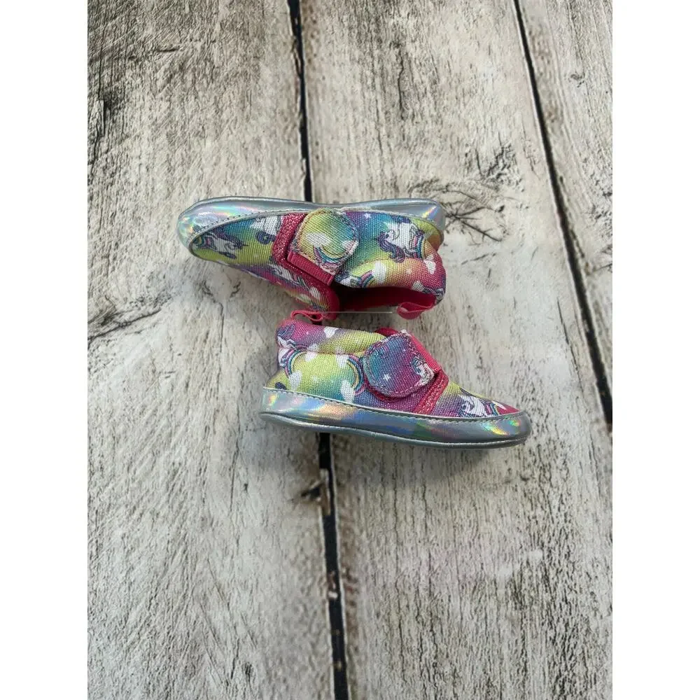 LAURA ASHLEY Infant Girl Unicorn Slip-On Sneakers / Size: 3